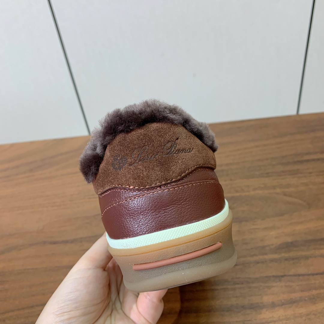 【Loro Piana】情侣款毛里德训鞋。简约时尚，鞋面采用牛皮➕牛反绒，羊毛内里。进口耐磨橡胶成型底。