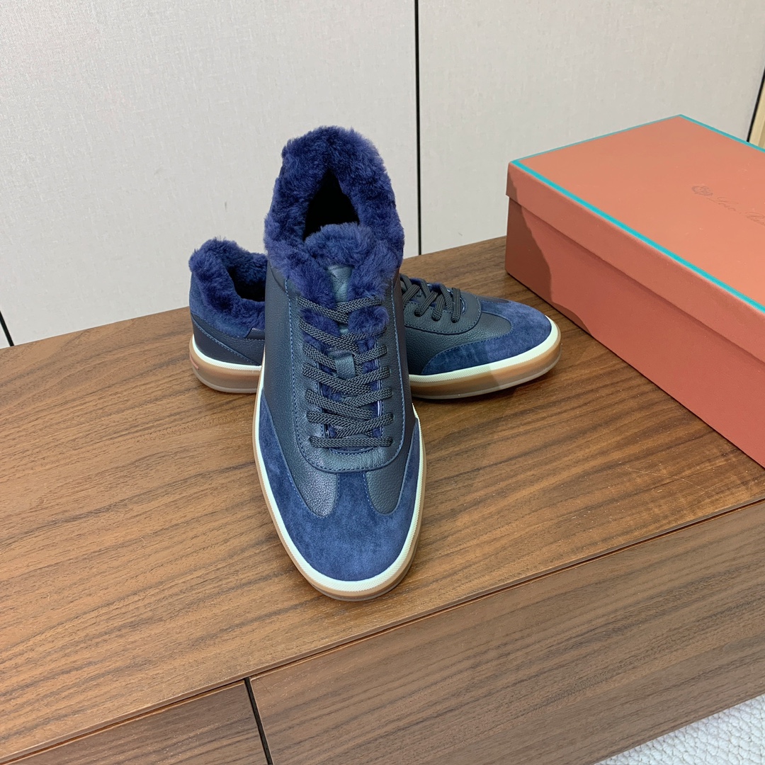 【Loro Piana】情侣款毛里德训鞋。简约时尚，鞋面采用牛皮➕牛反绒，羊毛内里。进口耐磨橡胶成型底。