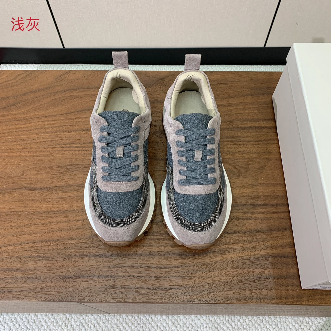 【Brunell* Cucinell*】新款休闲运动鞋。鞋面采用进口牛绒➕纯手工串联珠链配饰！内里垫脚是