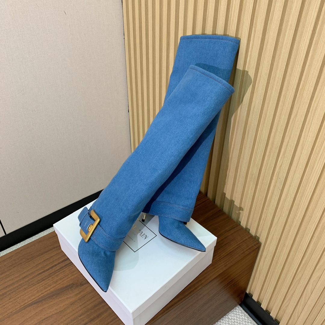 【Balmai*】裤管长靴。别具一格的时尚元素。愈发別致出众。无敌气场、无敌好看。 材质:鞋面牛皮➕定制牛仔布。牛皮内里 【Balmai*】裤管长靴。别具一格的时尚元素。愈发別致出众。无敌气场、无敌好看。 材质:鞋面牛皮➕定制牛仔布。牛皮内里