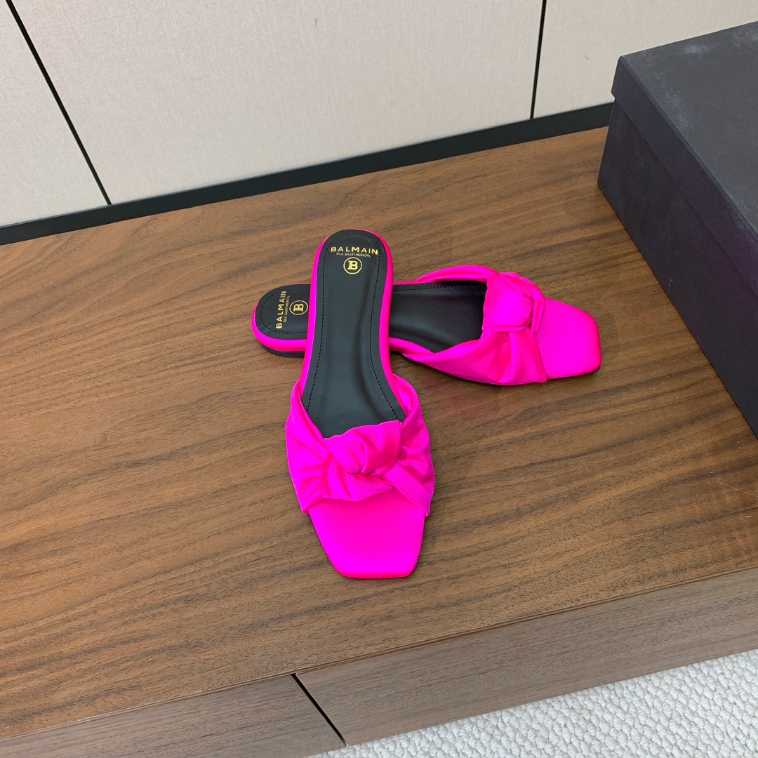 【Bal*ain】真丝平底拖鞋。愈发別致出众，无敌气场、无敌好看。鞋面定制进口真丝，牛皮垫脚。意大利进口