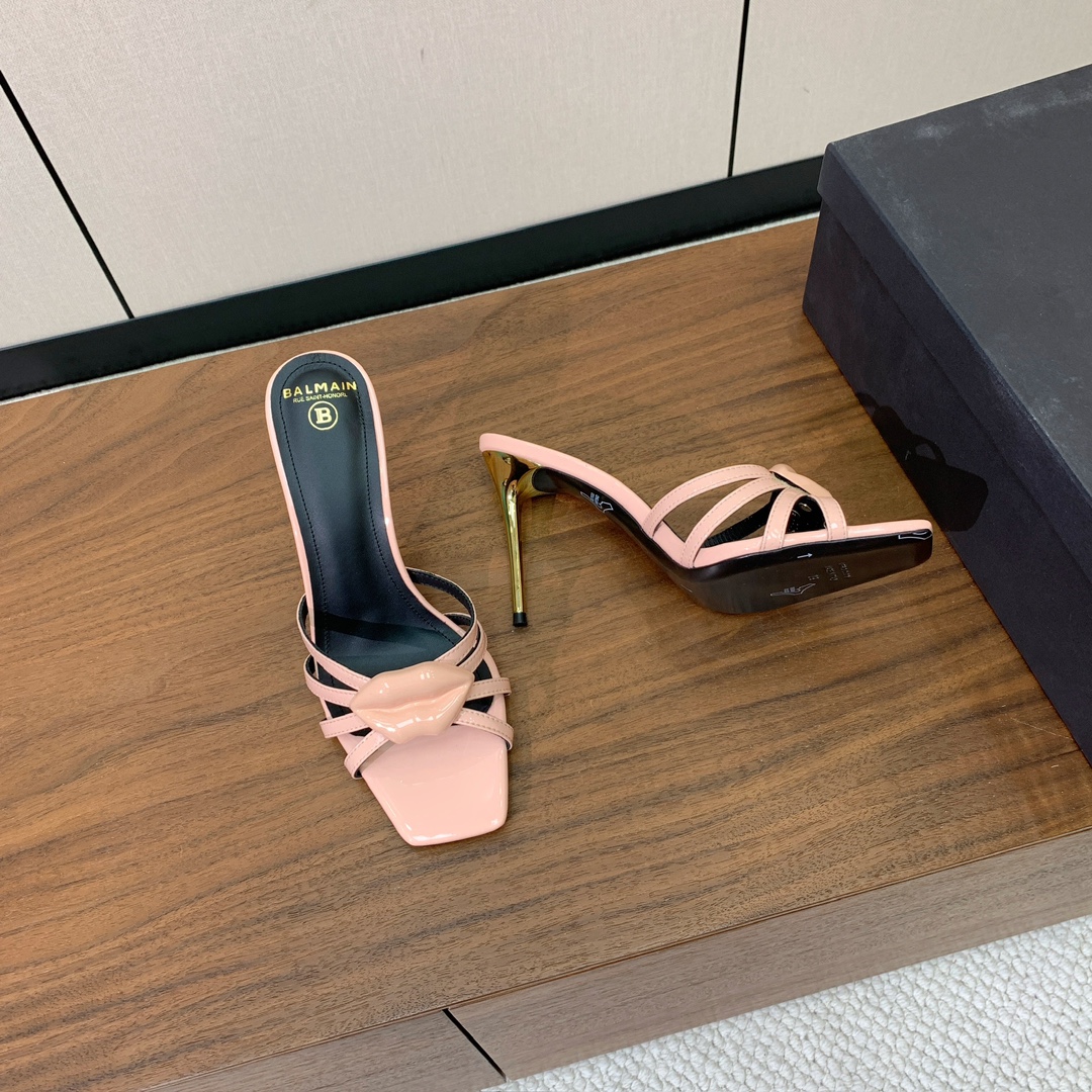 【Bal*ain】鱼嘴高跟拖鞋。愈发別致出众，无敌气场、无敌好看。鞋面漆皮，牛皮垫脚。意大利进口真皮大底
