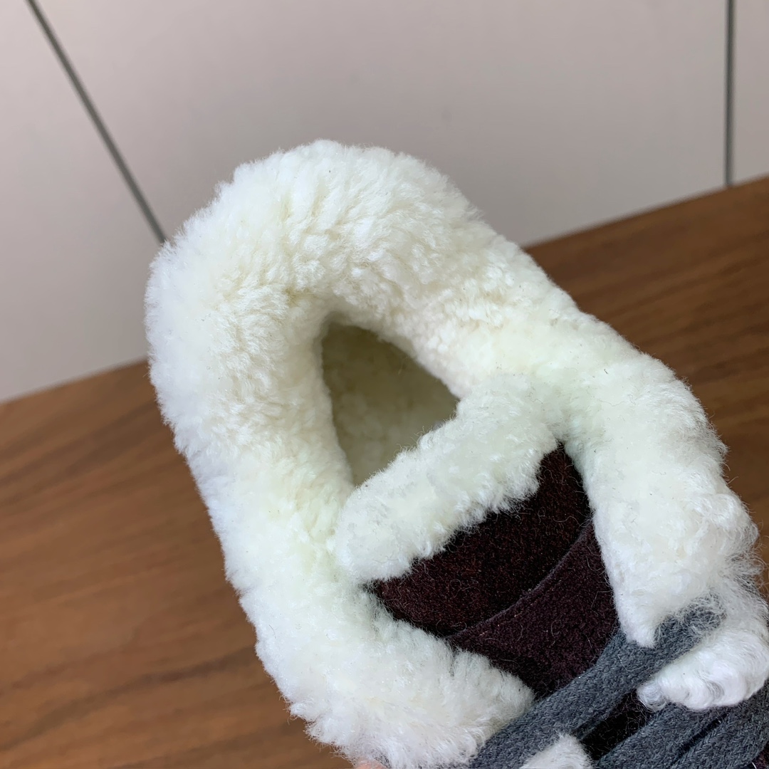 【Brunell* Cucinell*】羊毛里休闲运动鞋。鞋面采用进口牛绒，羊毛内里，原版开模大底！上脚