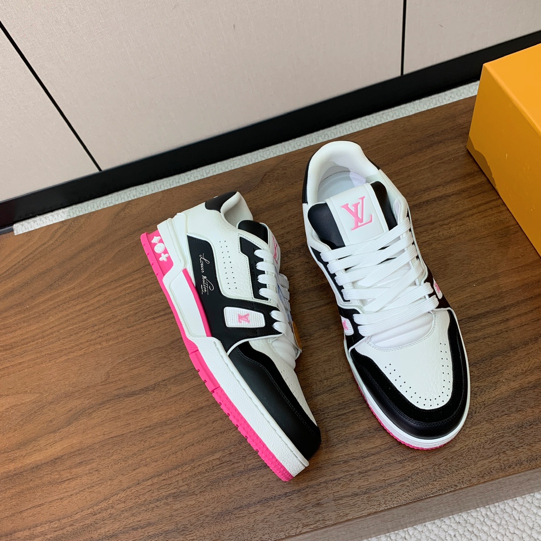 顶级品质🔸L*****V🔸TRAINER最好看的运动鞋。原版1:1精准复刻、细节很无敌、诚意满满、进口定