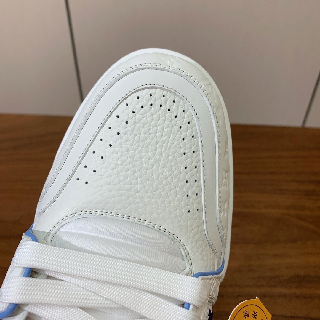 顶级品质🔸L*****V🔸TRAINER最好看的运动鞋。原版1:1精准复刻、细节很无敌、诚意满满、进口定