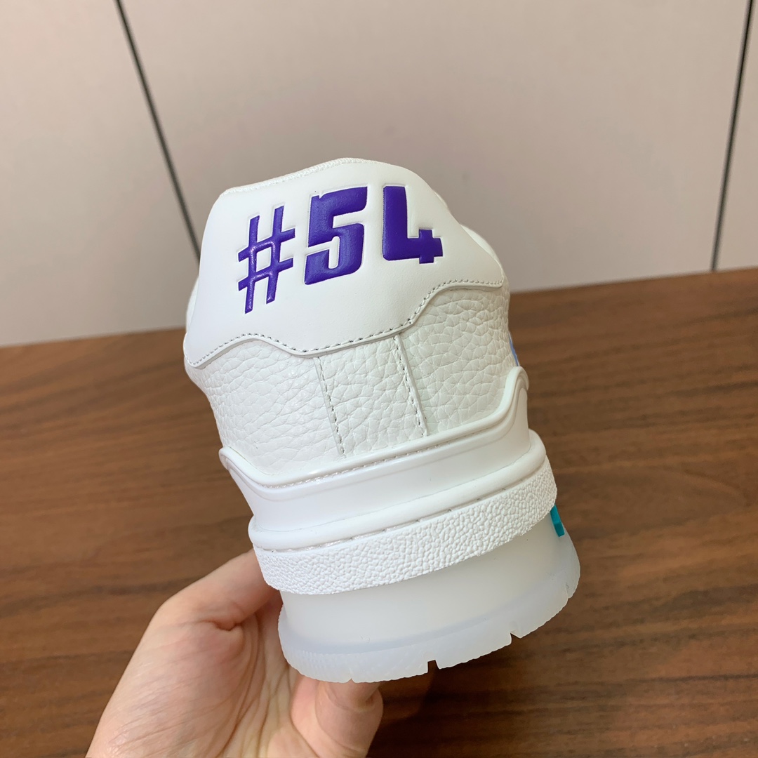 顶级品质🔸L*****V🔸TRAINER最好看的运动鞋。原版1:1精准复刻、细节很无敌、诚意满满、进口定