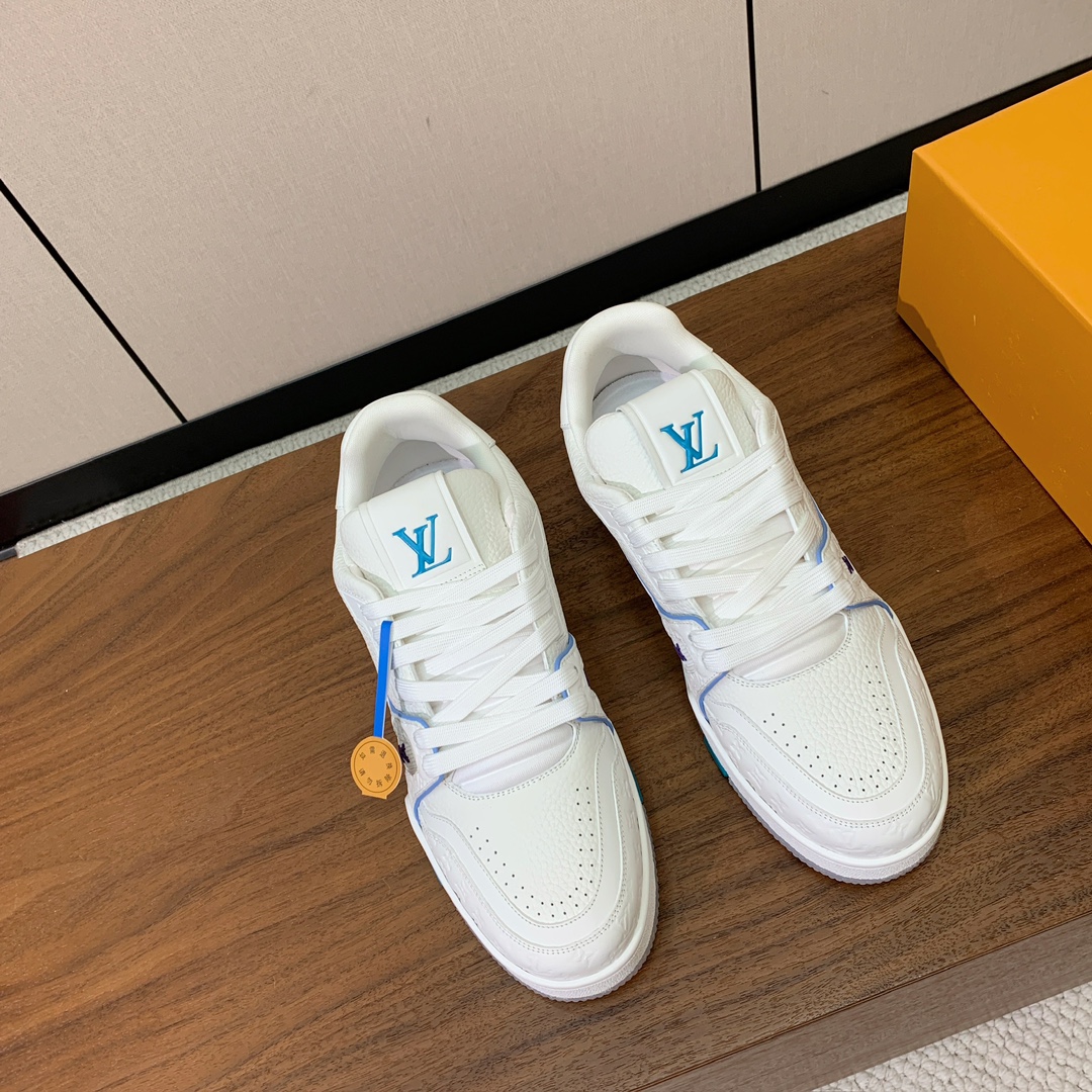 顶级品质🔸L*****V🔸TRAINER最好看的运动鞋。原版1:1精准复刻、细节很无敌、诚意满满、进口定