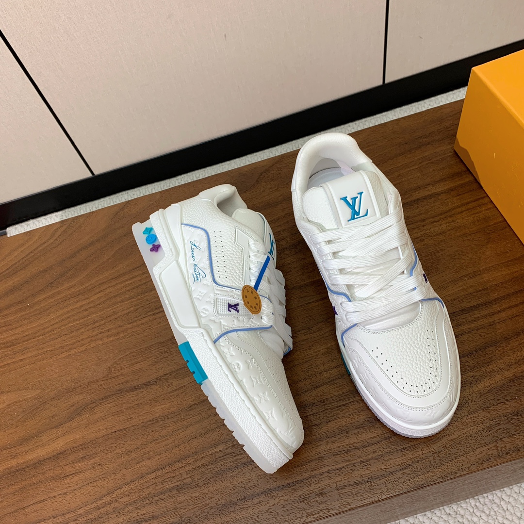 顶级品质🔸L*****V🔸TRAINER最好看的运动鞋。原版1:1精准复刻、细节很无敌、诚意满满、进口定