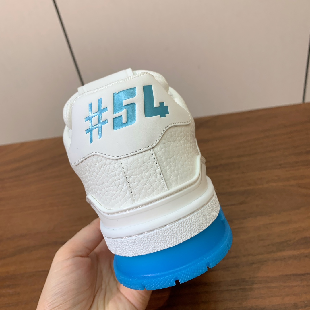 顶级品质🔸L*****V🔸TRAINER最好看的运动鞋。原版1:1精准复刻、细节很无敌、诚意满满、进口定