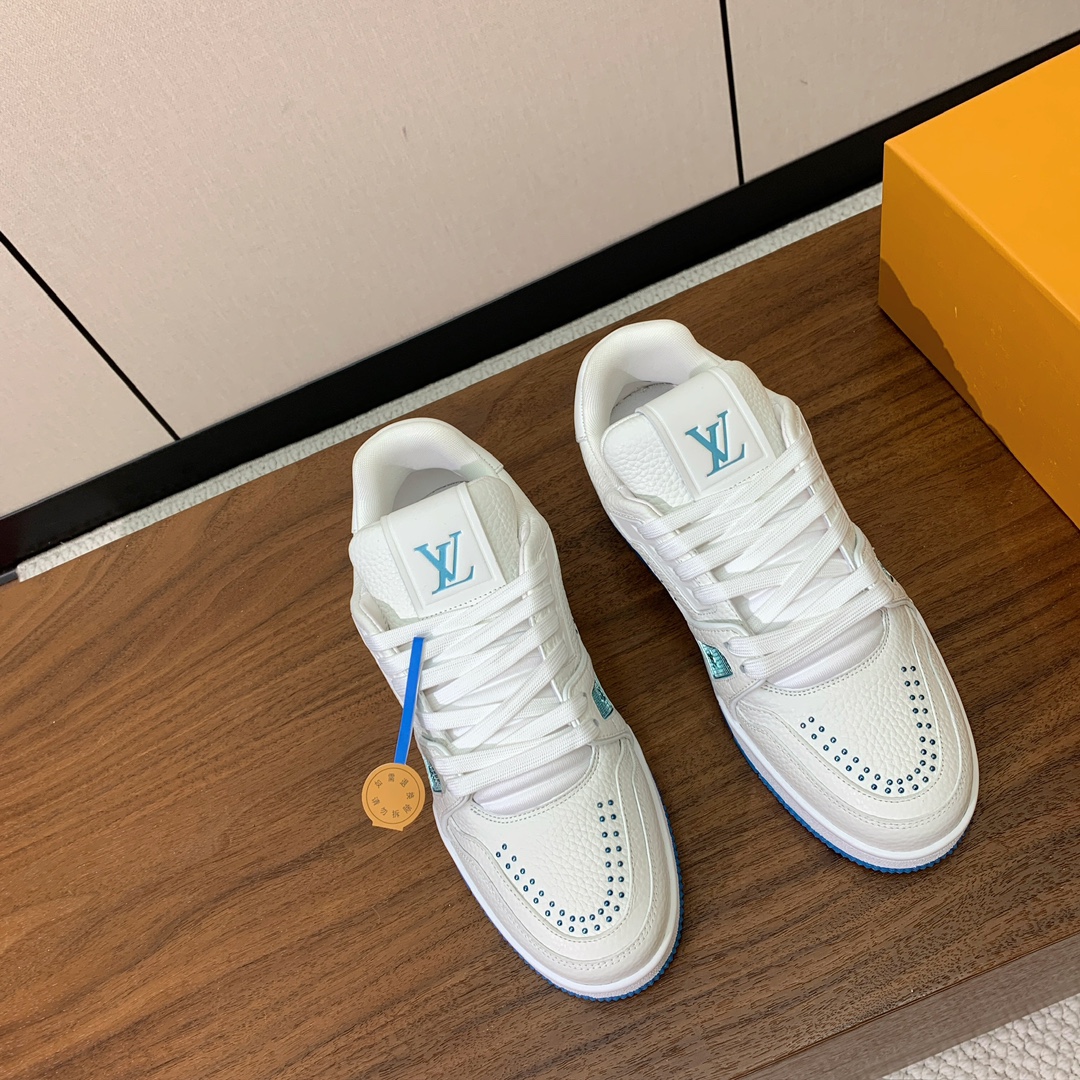 顶级品质🔸L*****V🔸TRAINER最好看的运动鞋。原版1:1精准复刻、细节很无敌、诚意满满、进口定