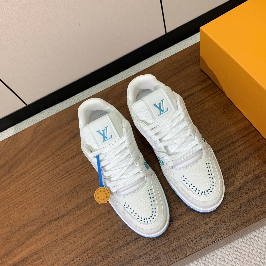 顶级品质🔸L*****V🔸TRAINER最好看的运动鞋。原版1:1精准复刻、细节很无敌、诚意满满、进口定