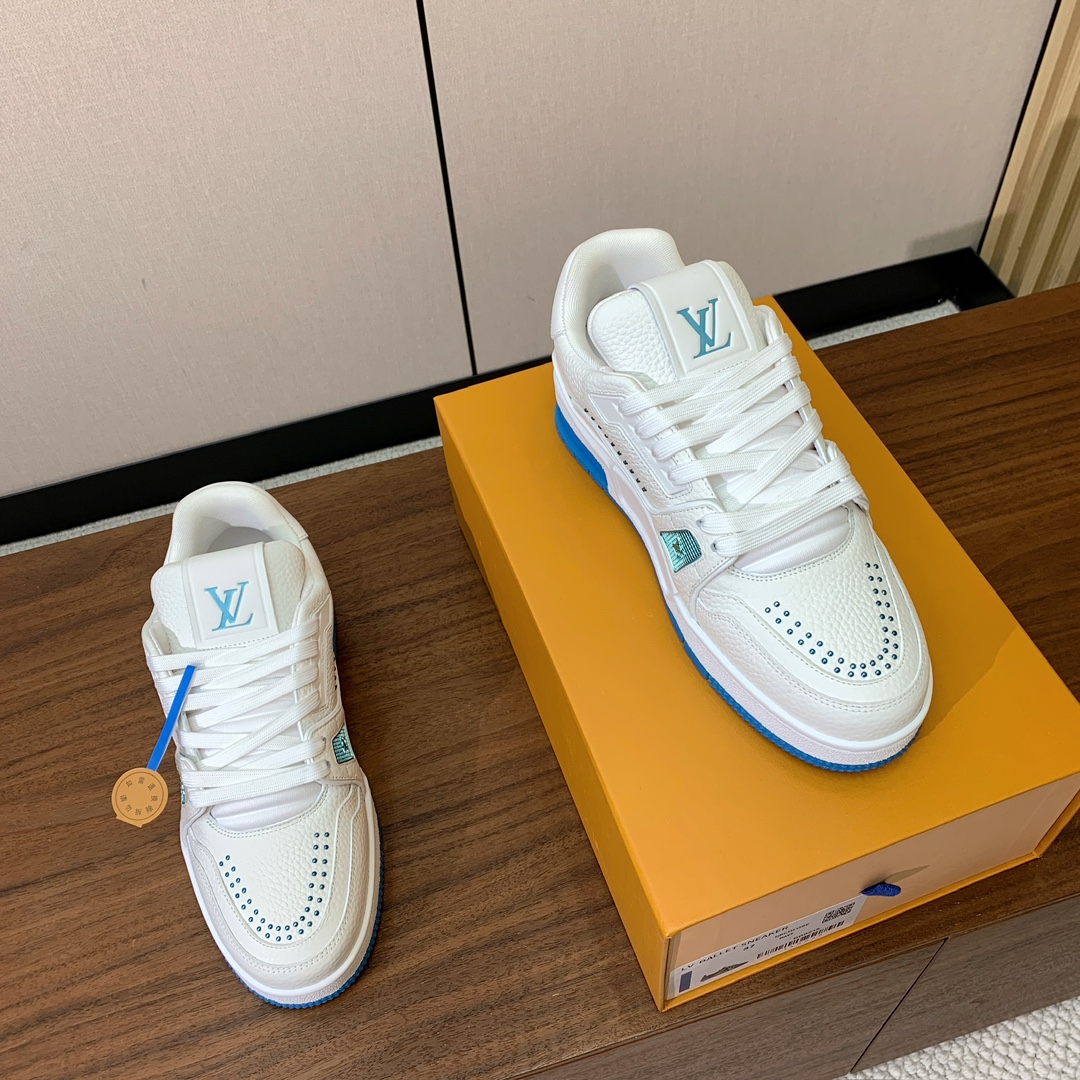 顶级品质🔸L*****V🔸TRAINER最好看的运动鞋。原版1:1精准复刻、细节很无敌、诚意满满、进口定