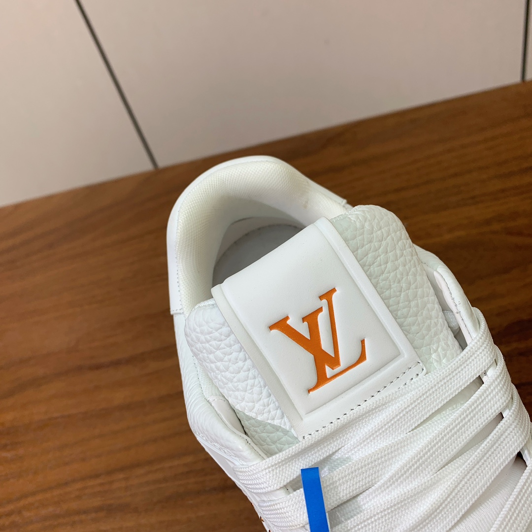 顶级品质🔸L*****V🔸TRAINER最好看的运动鞋。原版1:1精准复刻、细节很无敌、诚意满满、进口定