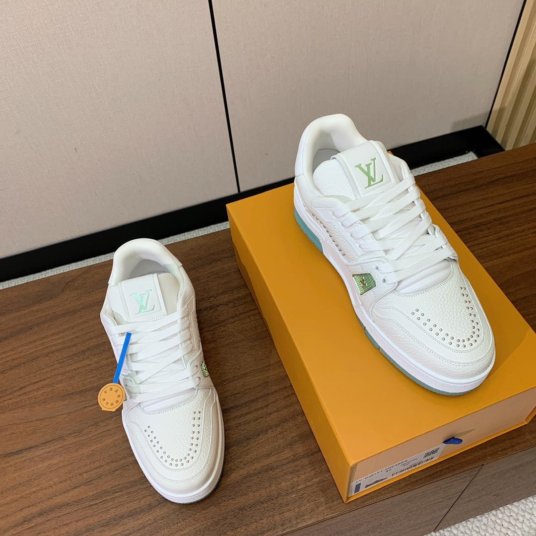 顶级品质🔸L*****V🔸TRAINER最好看的运动鞋。原版1:1精准复刻、细节很无敌、诚意满满、进口定