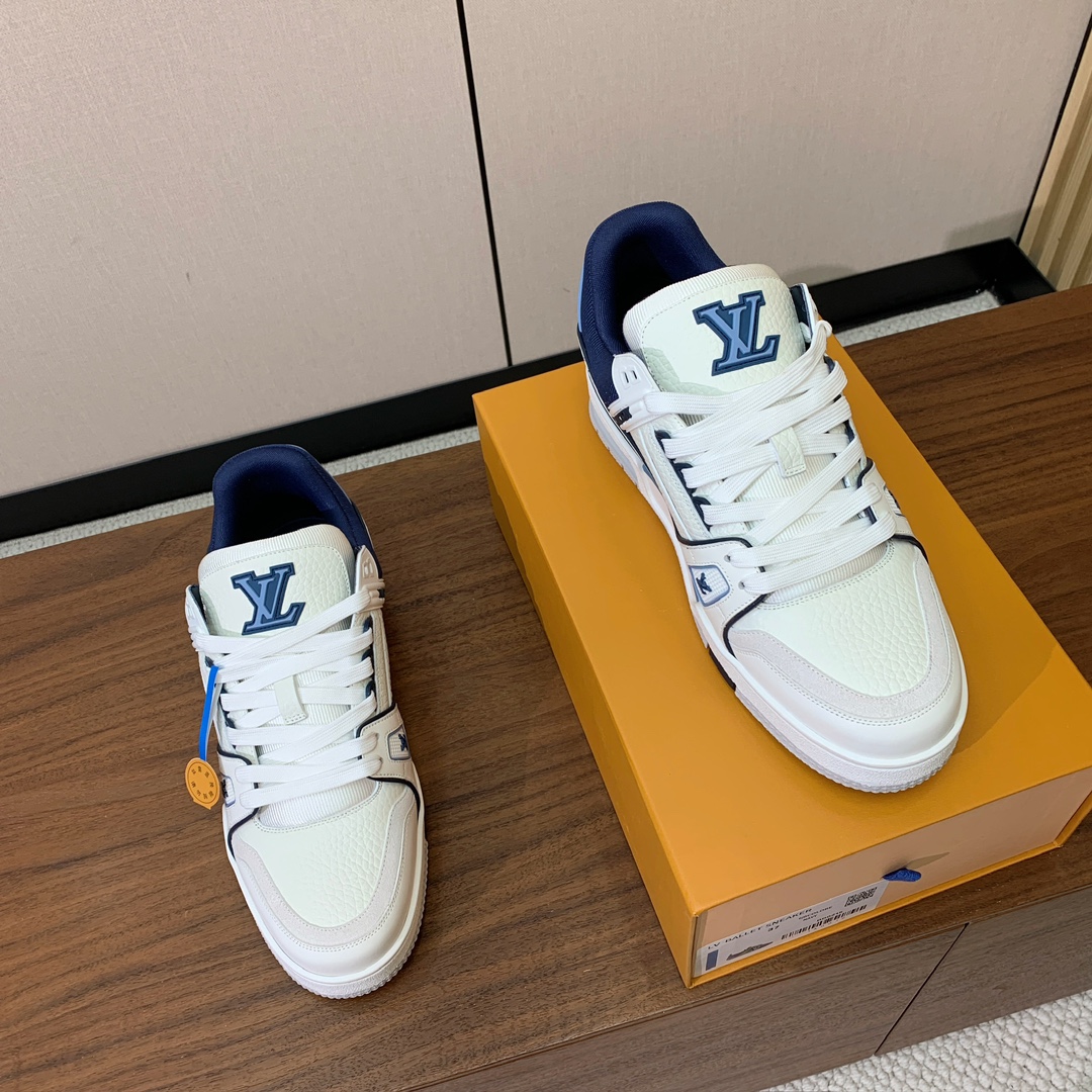 顶级品质🔸L*****V🔸TRAINER最好看的运动鞋。原版1:1精准复刻、细节很无敌、诚意满满、进口定