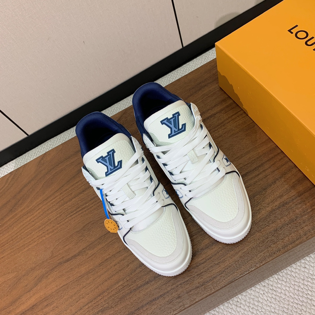 顶级品质🔸L*****V🔸TRAINER最好看的运动鞋。原版1:1精准复刻、细节很无敌、诚意满满、进口定
