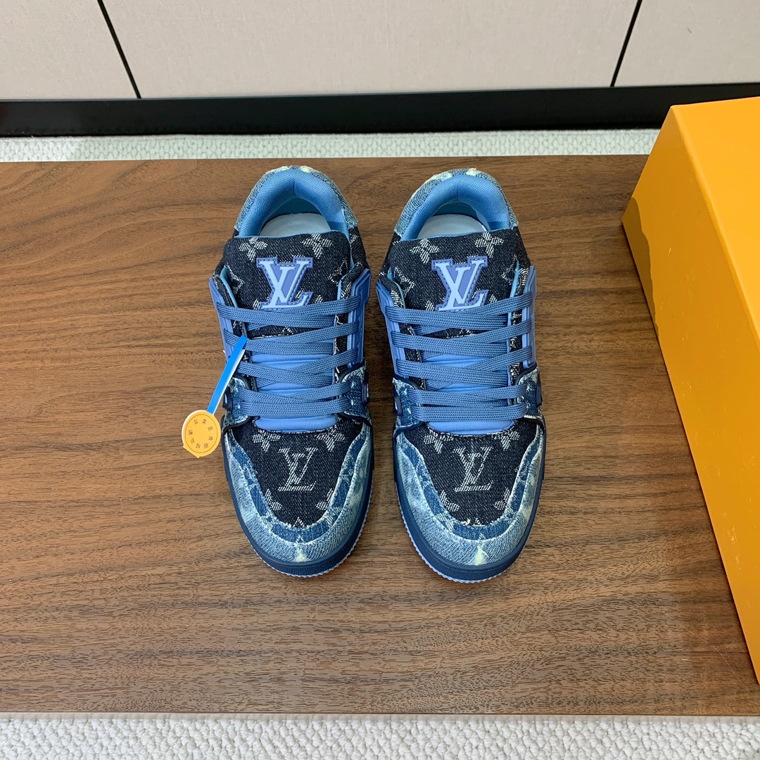 顶级品质🔸L*****V🔸TRAINER最好看的运动鞋。原版1:1精准复刻、细节很无敌、诚意满满、进口定