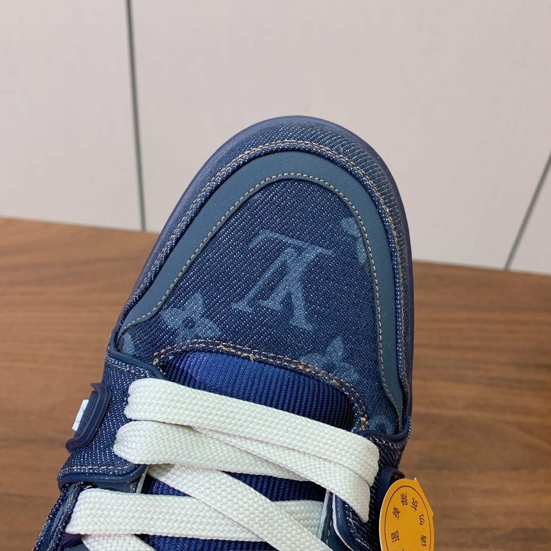 顶级品质🔸L*****V🔸TRAINER最好看的运动鞋。原版1:1精准复刻、细节很无敌、诚意满满、进口定