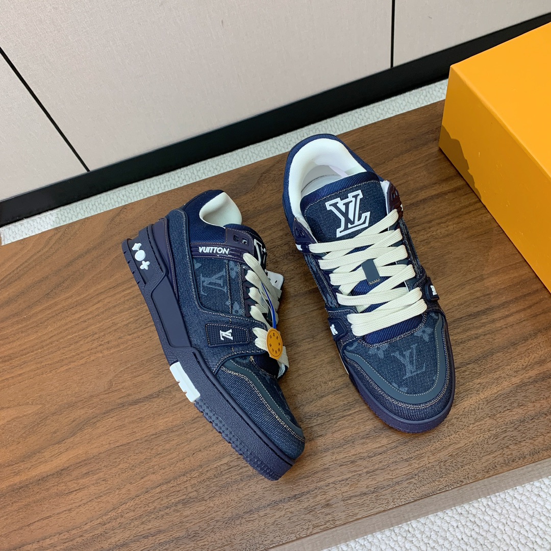 顶级品质🔸L*****V🔸TRAINER最好看的运动鞋。原版1:1精准复刻、细节很无敌、诚意满满、进口定