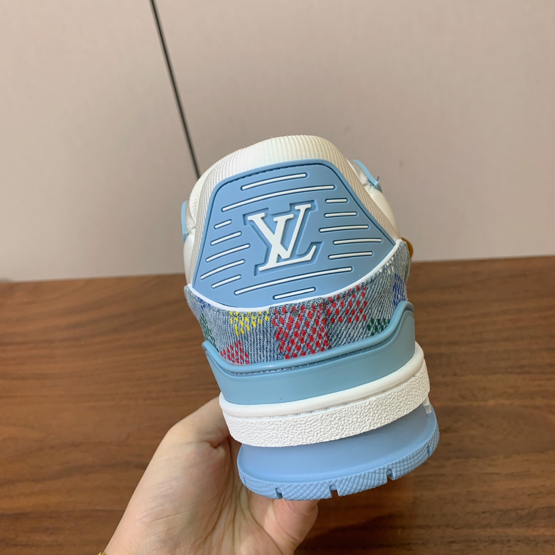 顶级品质🔸L*****V🔸TRAINER最好看的运动鞋。原版1:1精准复刻、细节很无敌、诚意满满、进口定