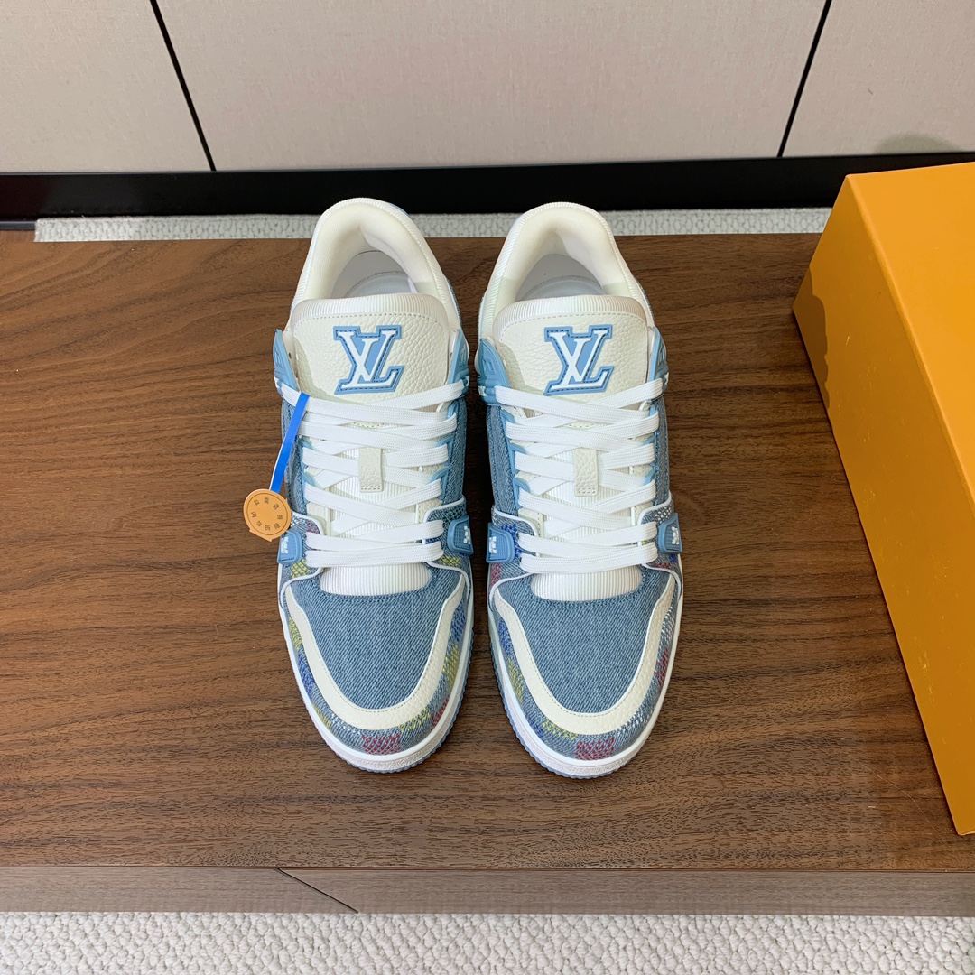 顶级品质🔸L*****V🔸TRAINER最好看的运动鞋。原版1:1精准复刻、细节很无敌、诚意满满、进口定