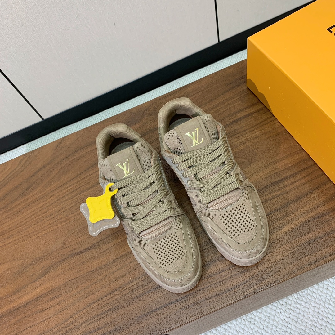 顶级品质🔸L*****V🔸TRAINER最好看的运动鞋。原版1:1精准复刻、细节很无敌、诚意满满、进口定