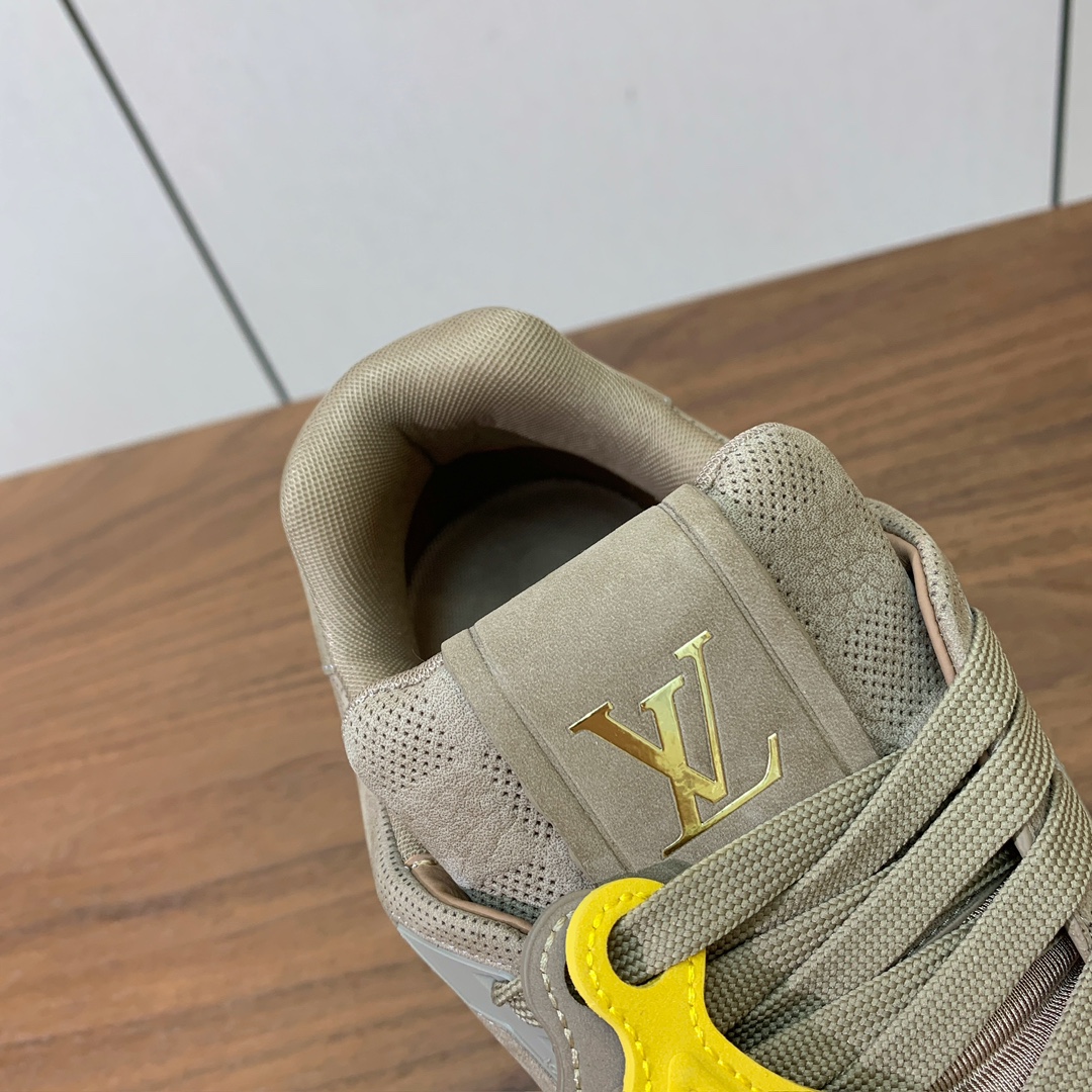 顶级品质🔸L*****V🔸TRAINER最好看的运动鞋。原版1:1精准复刻、细节很无敌、诚意满满、进口定