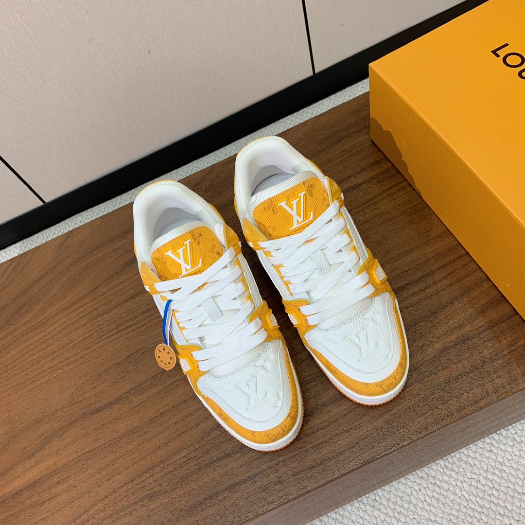 顶级品质🔸L*****V🔸TRAINER最好看的运动鞋。原版1:1精准复刻、细节很无敌、诚意满满、进口定