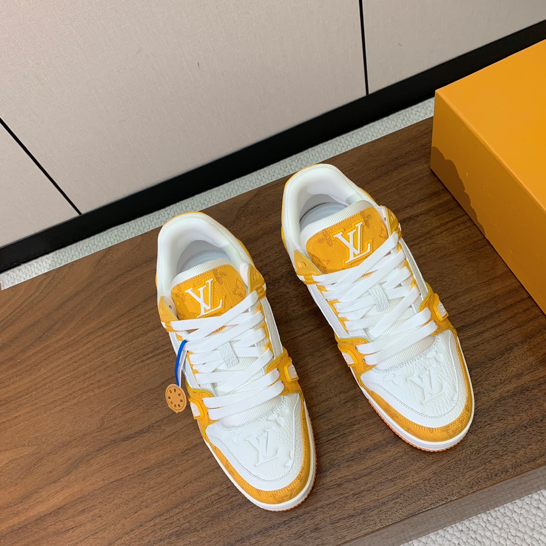 顶级品质🔸L*****V🔸TRAINER最好看的运动鞋。原版1:1精准复刻、细节很无敌、诚意满满、进口定
