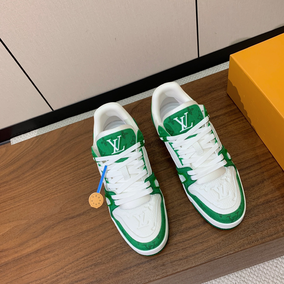 顶级品质🔸L*****V🔸TRAINER最好看的运动鞋。原版1:1精准复刻、细节很无敌、诚意满满、进口定