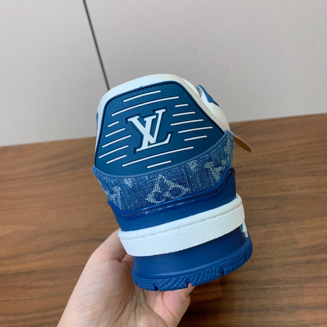 顶级品质🔸L*****V🔸TRAINER最好看的运动鞋。原版1:1精准复刻、细节很无敌、诚意满满、进口定