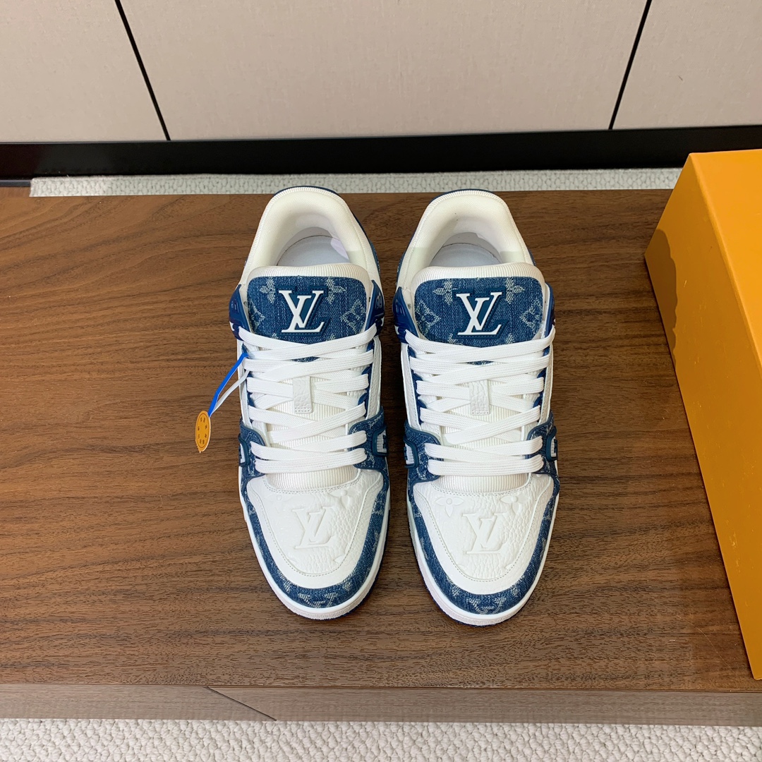 顶级品质🔸L*****V🔸TRAINER最好看的运动鞋。原版1:1精准复刻、细节很无敌、诚意满满、进口定