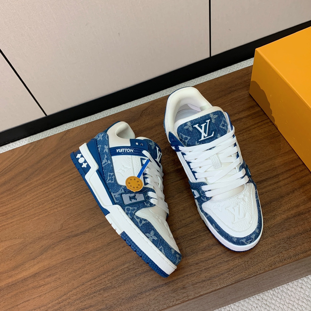 顶级品质🔸L*****V🔸TRAINER最好看的运动鞋。原版1:1精准复刻、细节很无敌、诚意满满、进口定