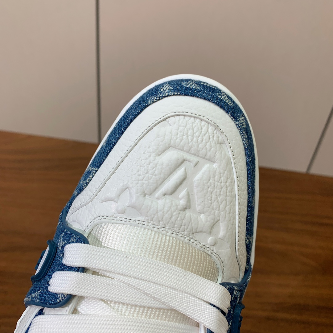顶级品质🔸L*****V🔸TRAINER最好看的运动鞋。原版1:1精准复刻、细节很无敌、诚意满满、进口定