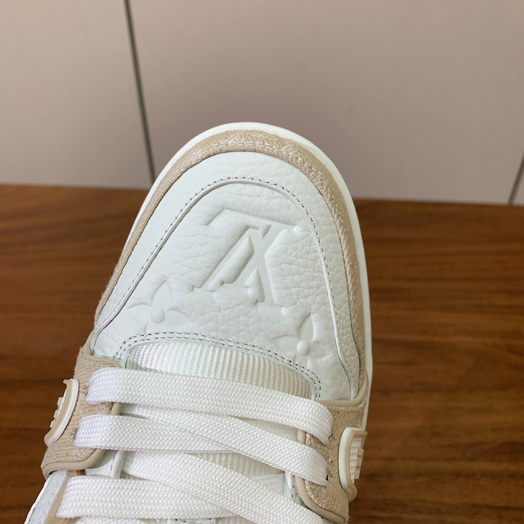 顶级品质🔸L*****V🔸TRAINER最好看的运动鞋。原版1:1精准复刻、细节很无敌、诚意满满、进口定