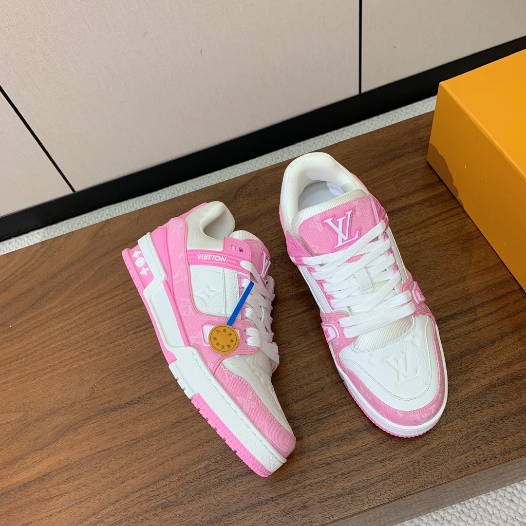 顶级品质🔸L*****V🔸TRAINER最好看的运动鞋。原版1:1精准复刻、细节很无敌、诚意满满、进口定