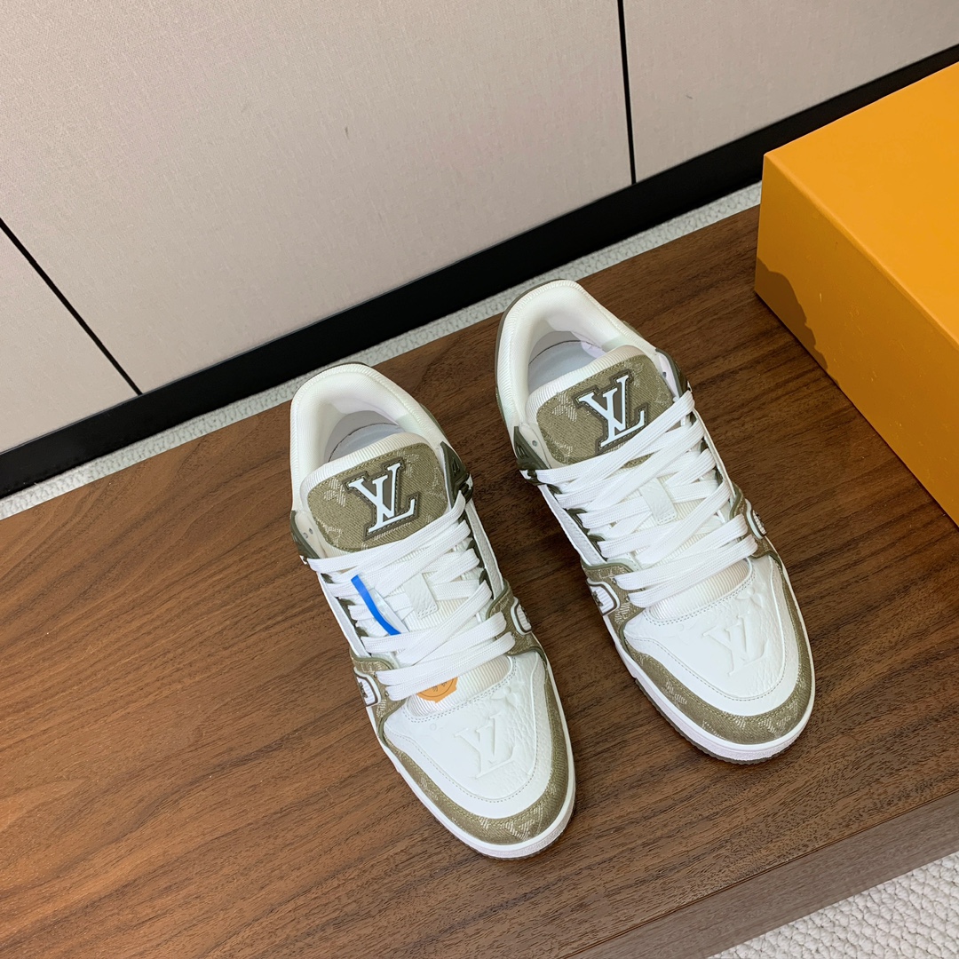 顶级品质🔸L*****V🔸TRAINER最好看的运动鞋。原版1:1精准复刻、细节很无敌、诚意满满、进口定