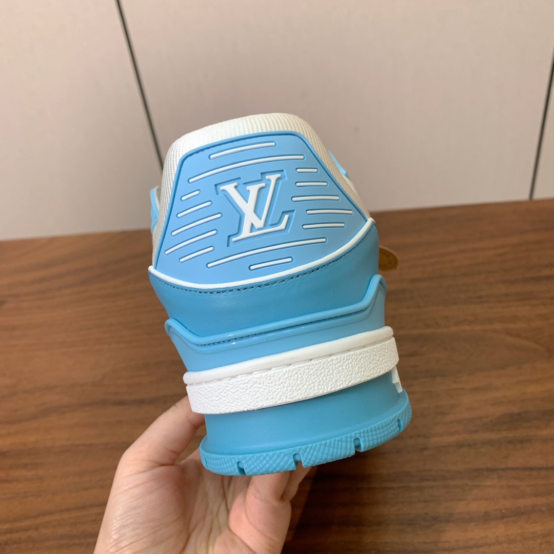 顶级品质🔸L*****V🔸TRAINER最好看的运动鞋。原版1:1精准复刻、细节很无敌、诚意满满、进口定