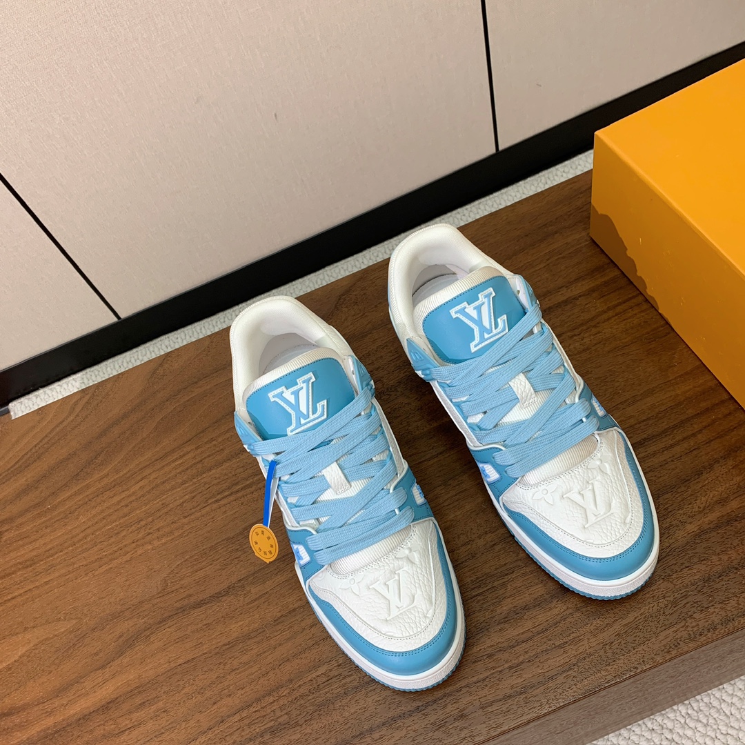 顶级品质🔸L*****V🔸TRAINER最好看的运动鞋。原版1:1精准复刻、细节很无敌、诚意满满、进口定