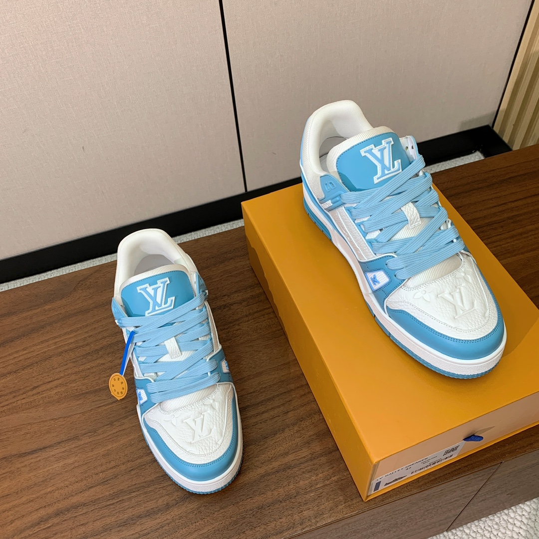 顶级品质🔸L*****V🔸TRAINER最好看的运动鞋。原版1:1精准复刻、细节很无敌、诚意满满、进口定