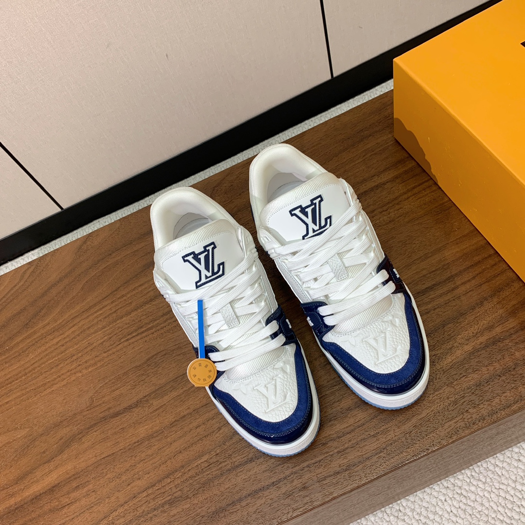 顶级品质🔸L*****V🔸TRAINER最好看的运动鞋。原版1:1精准复刻、细节很无敌、诚意满满、进口定