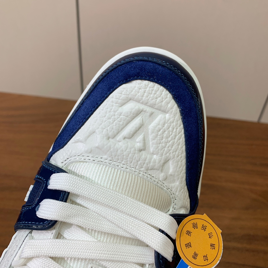 顶级品质🔸L*****V🔸TRAINER最好看的运动鞋。原版1:1精准复刻、细节很无敌、诚意满满、进口定