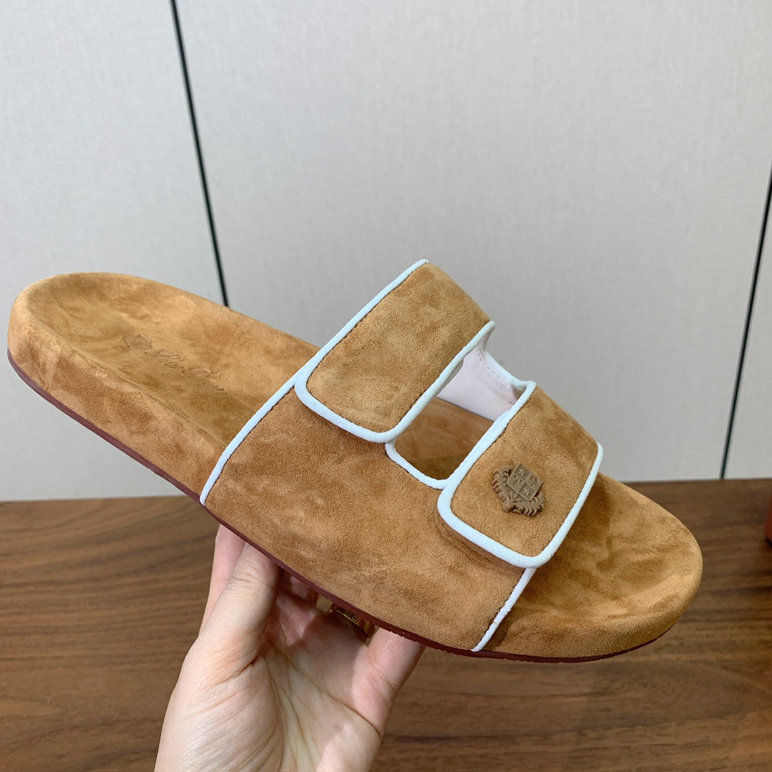 【Loro Piana】男款拖鞋。意大利顶级羊绒复古优雅低调奢华。时尚性与皮料实用性同样兼具依然全网最高