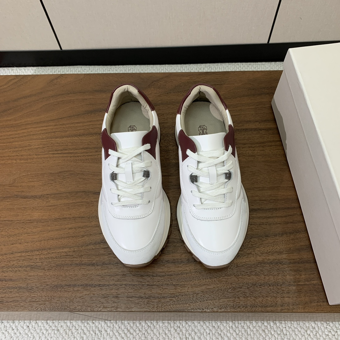 NO:722988,[Brunell* Cucinell*] New casual sports shoes. The uppers are made of imported cow velvet and cowhide and are decorated with handmade bead chains!  The inner padding is made of high-density twill cotton and the original molded outsole!  Super comfortable on the feet. Size 35-42 (35, 41, 42 customization is not returnable) batch, casual shoes/sports shoes, brunello cucinelli, sneakers, cowhide19860909【Brunell* Cucinell*】新款休闲运动鞋.鞋面采用进口牛绒、牛皮纯手工串联珠链配饰！内里垫脚是高密斜纹棉布,原版开模大底！上脚超舒适. 码数35-42（35、41、42定制不退换） 批,休闲鞋/运动鞋,brunello cucinelli,sneakers,cowhide,Women's Shoes