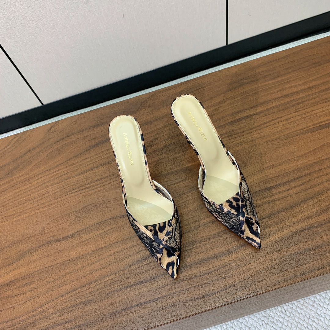 【Anderea Wazen】蕾丝拖鞋。纯手工蕾丝折叠工艺，非常的美，上脚无敌了。鞋面进口真丝+蕾丝。羊