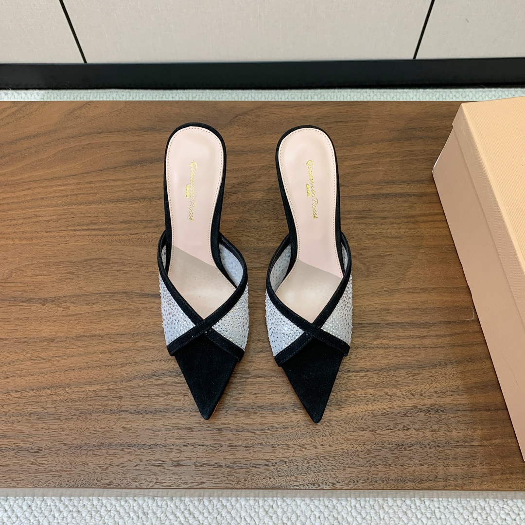 NO:785320,【Gianvit* Ross*】Mesh high-heeled slippers with hot rhinestones. They are loomingly sexy and really a must-have!  The upper is made of sheepskin with mesh. Sheepskin feet, genuine leather outsole. Heel height 10.5cm, size 35-42 (customized 40, 41, 42 are non-refundable). Batch, high heels and slippers, high heels, slippers, sheepskin, sheep, Leather soles19860909【Gianvit* Ross*】网纱烫钻高跟拖鞋.若隐若现的性感、真是绝绝子！鞋面采用羊京配网纱.羊皮垫脚,真皮大底.跟高10.5cm 码数35-42（40、41、42定制不退换） 批,高跟鞋拖鞋,high heels,slippers,sheepskin,sheep,Leather soles,Women's Shoes