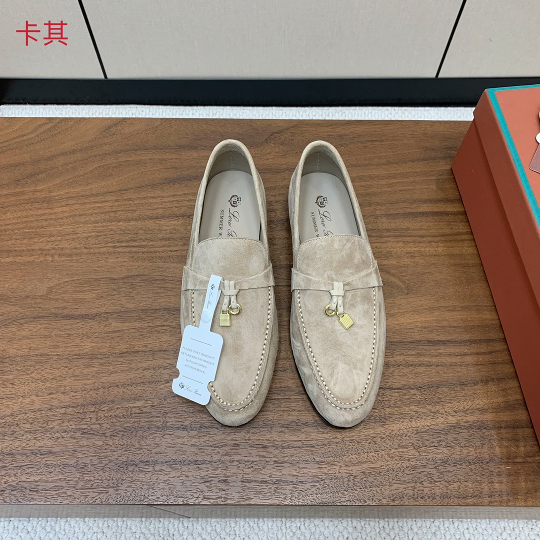 NO:749059,[Loro Piana] One-slip loafers. Simple and fashionable, super comfortable. The upper is imported high-mercerized sheepskin, sheepskin lining and feet. Imported genuine leather outsole. Size 35-42 (40, 41, 42 customization is not returnable), loro piana, loafers, sheepskin, sheep, Leather soles19860909【Loro Piana】一脚蹬乐福鞋.简约时尚,脚感超级舒适.鞋面进口高丝光羊京,羊皮内里及垫脚.进口真皮大底. 码数35-42（40、41、42定制不退换）,乐福鞋,loro piana,loafers,sheepskin,sheep,Leather soles,Women's Shoes