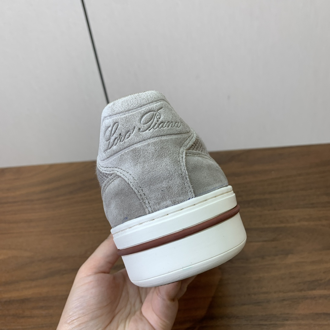 【Loro Piana】男款网面拼接休闲鞋。简约时尚，鞋面采用网面拼接牛反绒。羊皮垫脚。定制橡胶底。码数