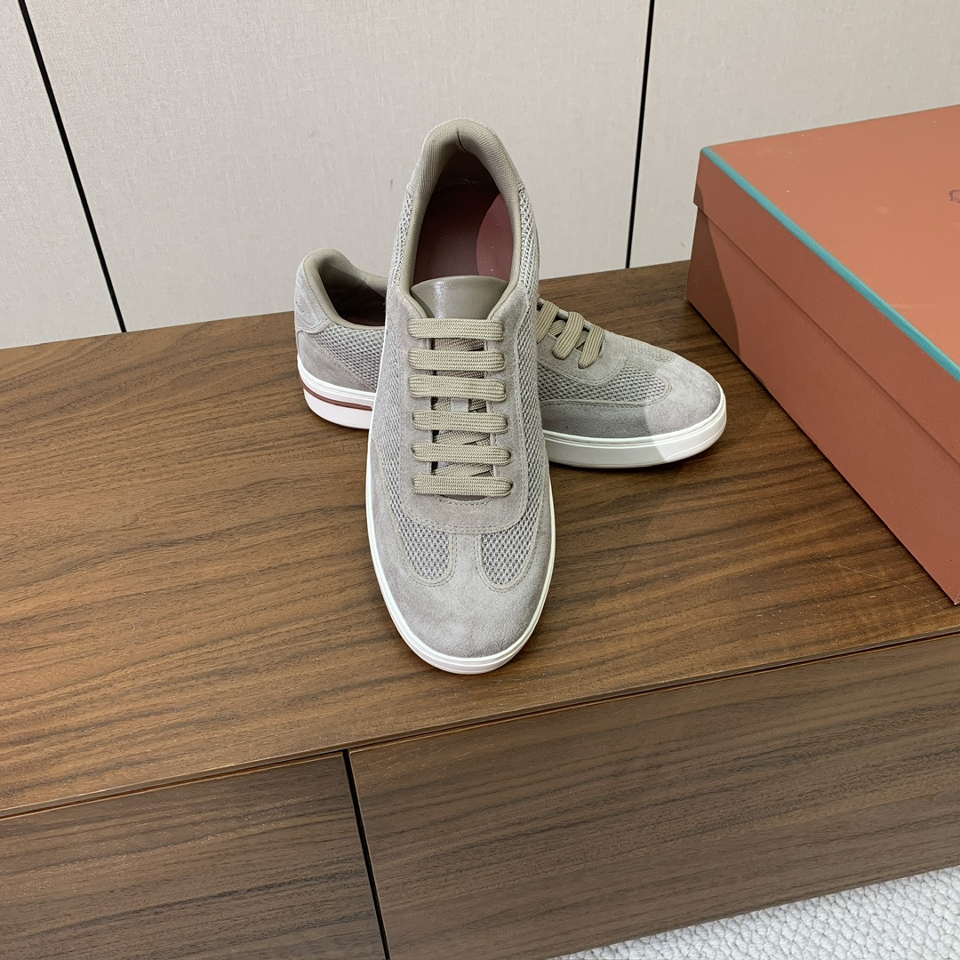 【Loro Piana】男款网面拼接休闲鞋。简约时尚，鞋面采用网面拼接牛反绒。羊皮垫脚。定制橡胶底。码数