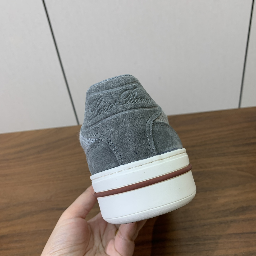 【Loro Piana】男款网面拼接休闲鞋。简约时尚，鞋面采用网面拼接牛反绒。羊皮垫脚。定制橡胶底。码数